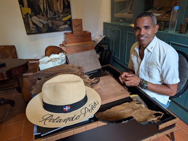 Live Cigar Rolling for Weddings & Luxury Events in the Dominican Republic The Complete Guide
