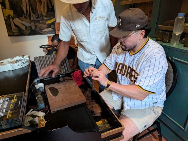 Roll Your Own Cigar Workshop & Private Cigar Making Class Dominican Republic